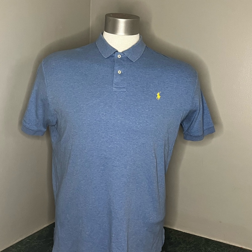 Ralph Lauren Polo in light blue Short Sleeve shirt. Size xl